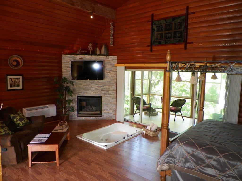 Serenity Springs - Michigan City Hotel Springfield Екстериор снимка