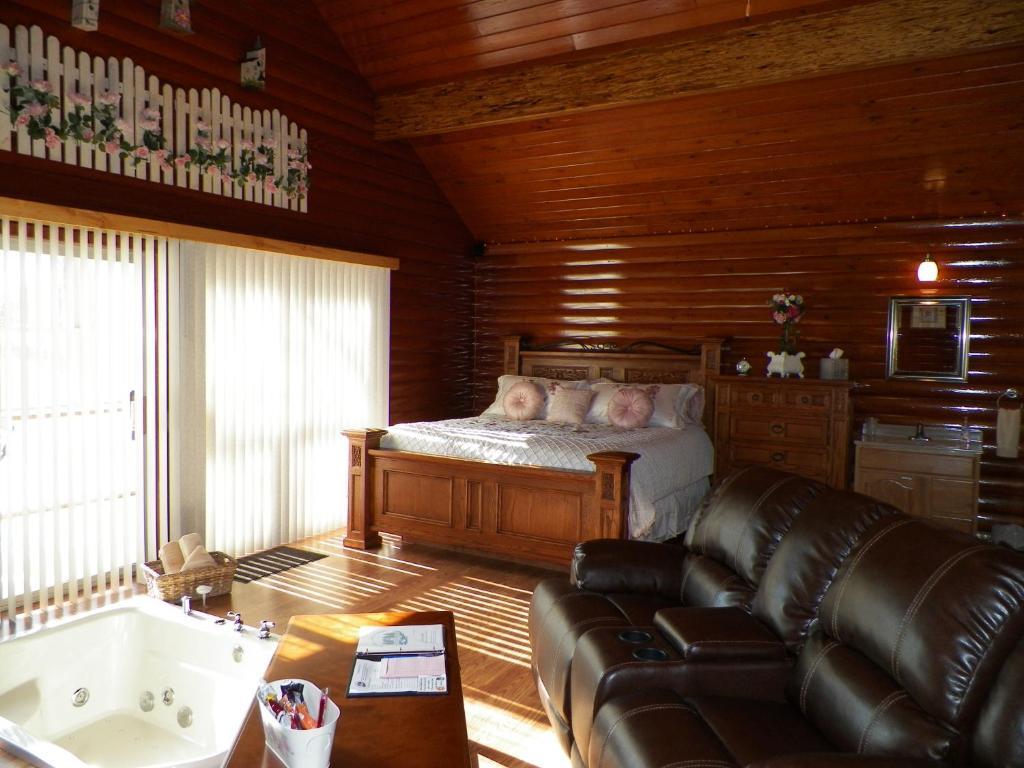 Serenity Springs - Michigan City Hotel Springfield Стая снимка